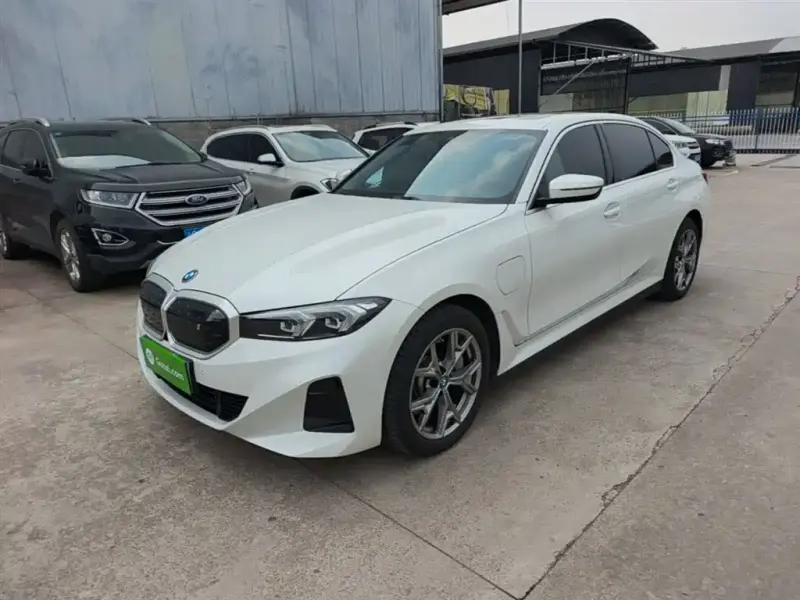 BMW i3, 2024