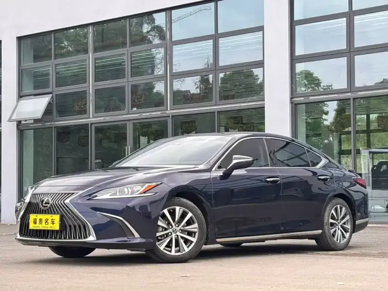 Lexus ES, 2019