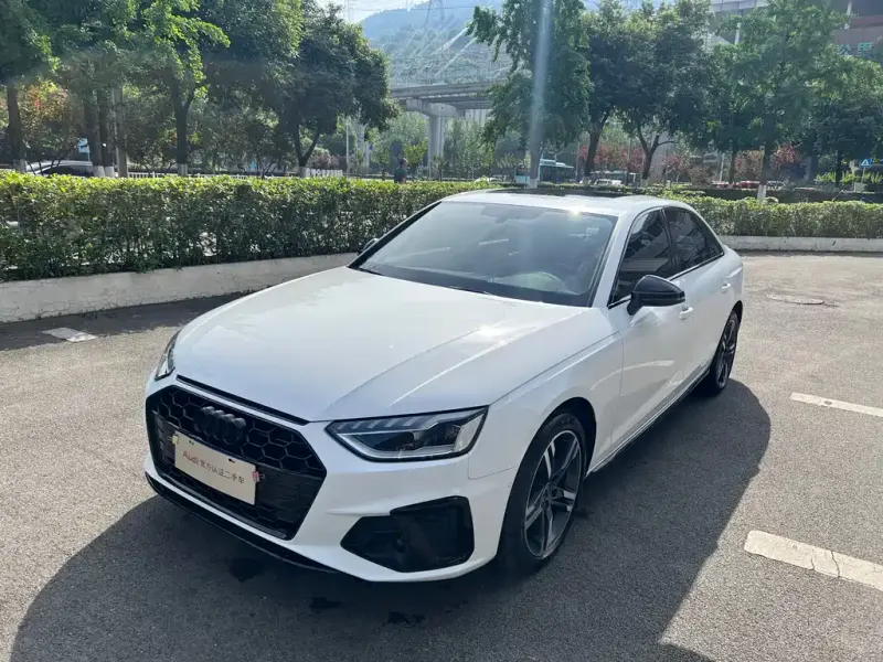 Audi A4L, 2023