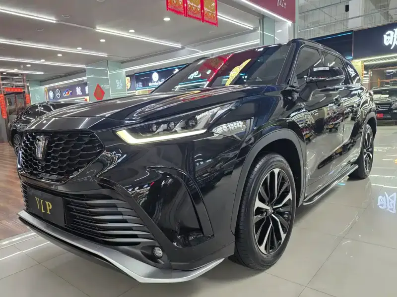 Toyota Crown Kluger, 2024