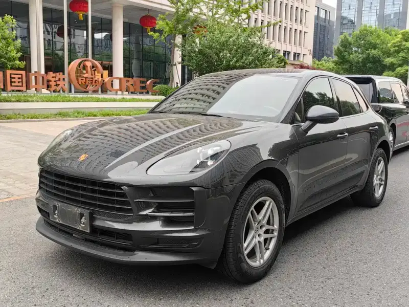 Porsche Macan, 2020