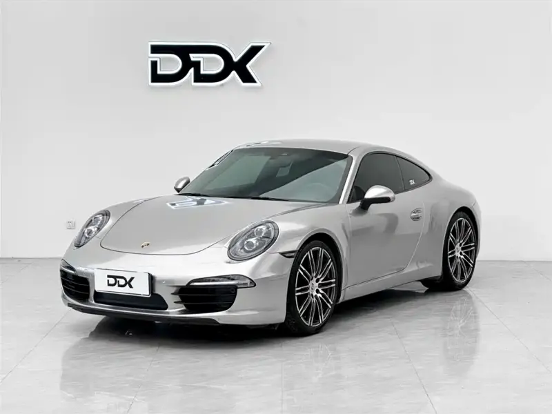 Porsche 911, 2016