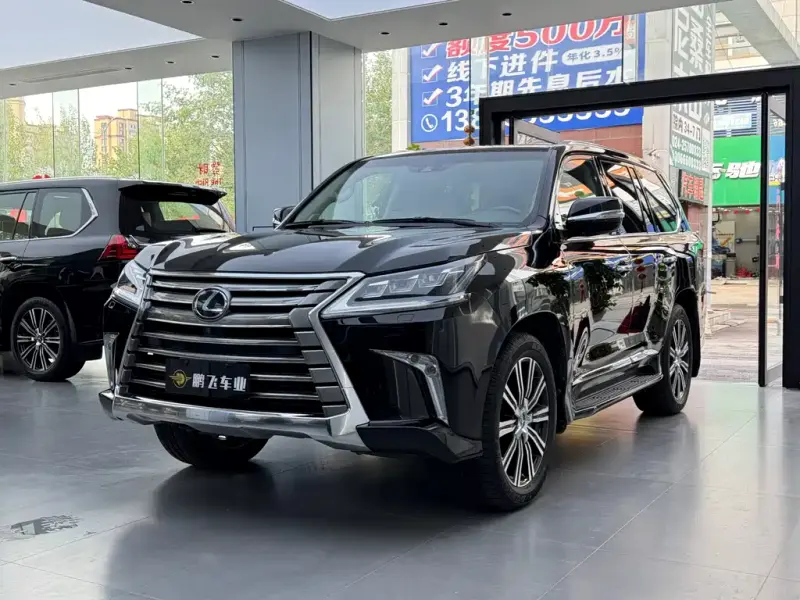Lexus LX, 2017