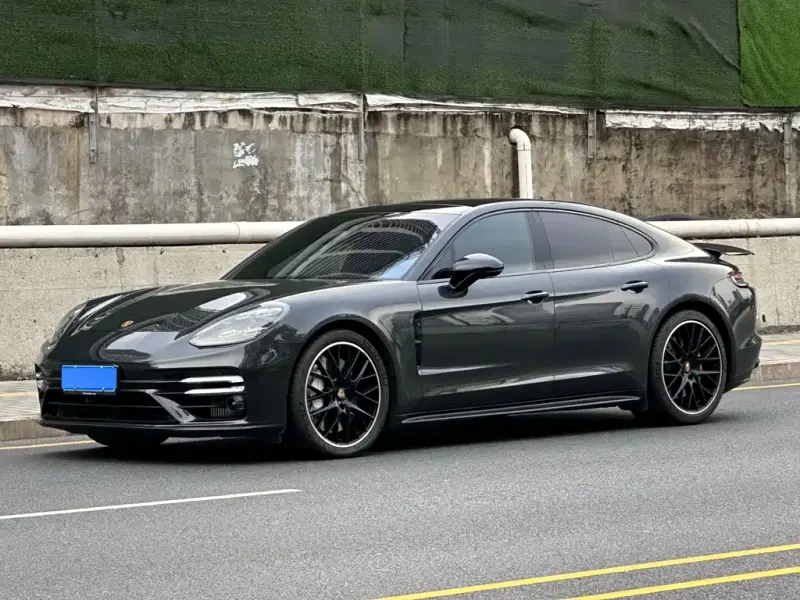 Porsche Panamera, 2021