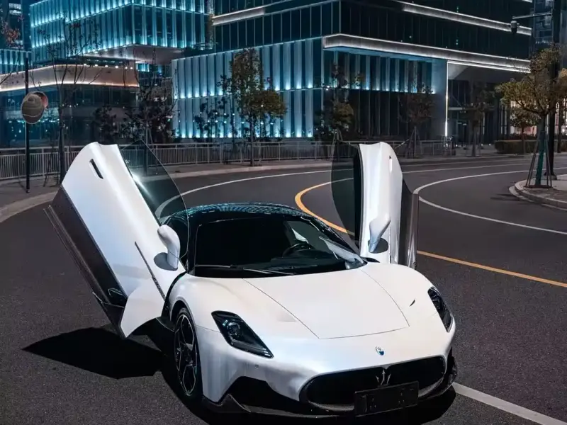 Maserati MC20, 2023