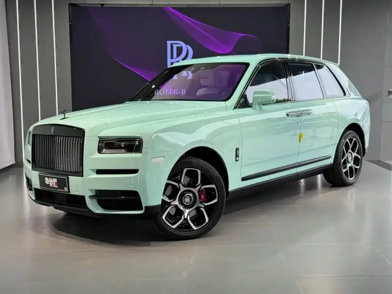 Rolls-Royce Cullinan, 2022