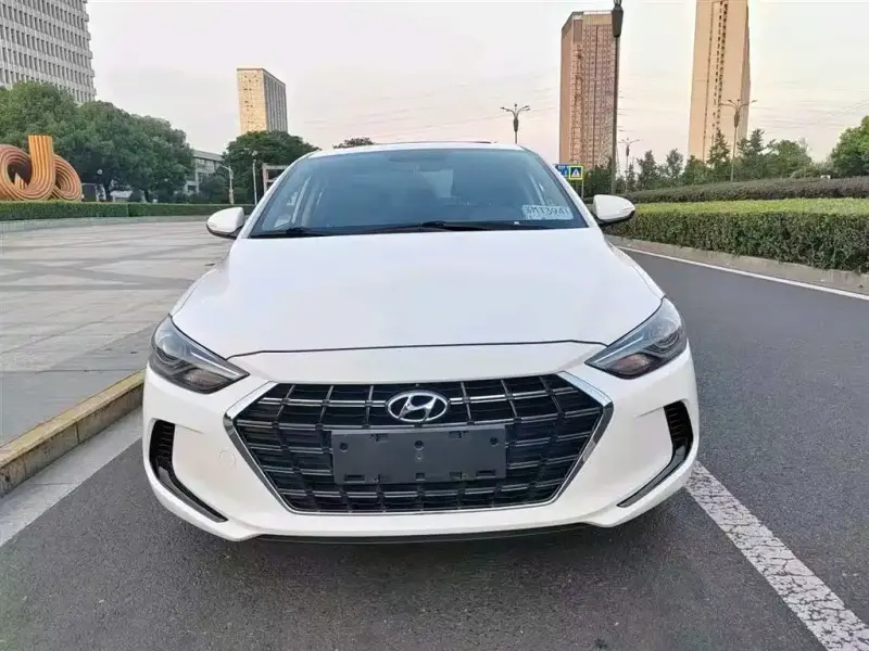 Hyundai Elantra, 2020