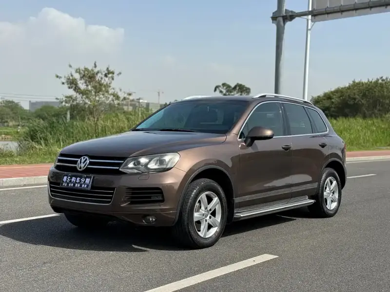 Volkswagen Touareg, 2011