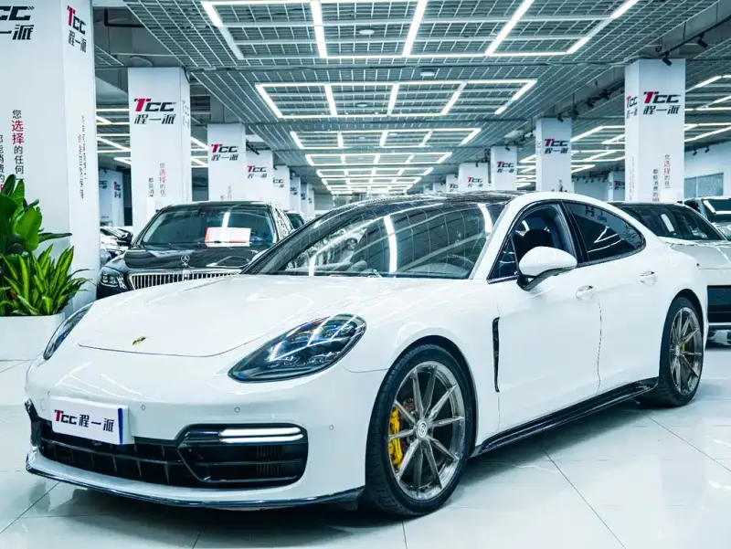 Porsche Panamera, 2017