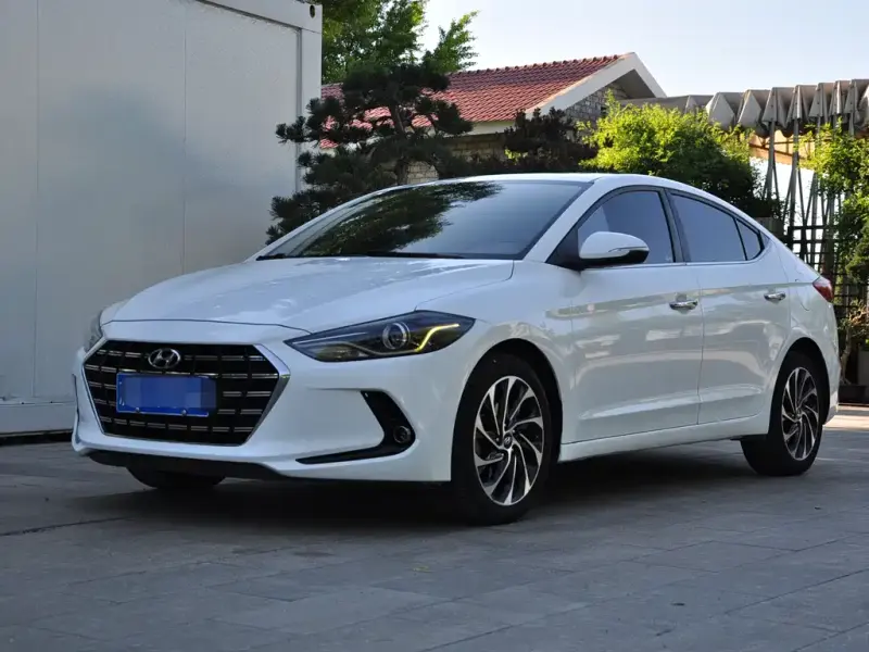 Hyundai Elantra, 2019