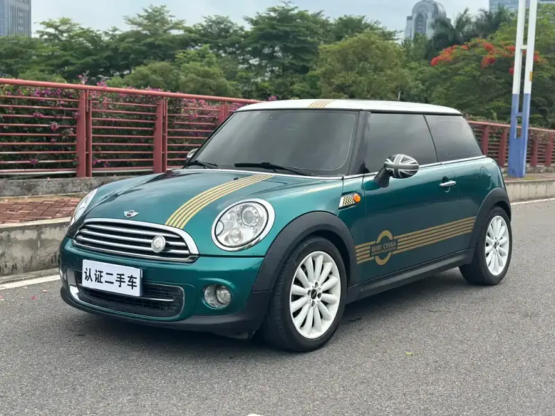 MINI Mini, 2013