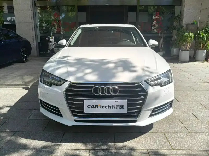 Audi A4L, 2017
