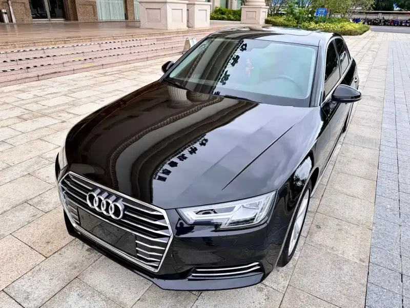 Audi A4L, 2017