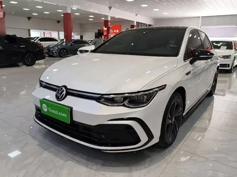 Volkswagen Golf, 2021