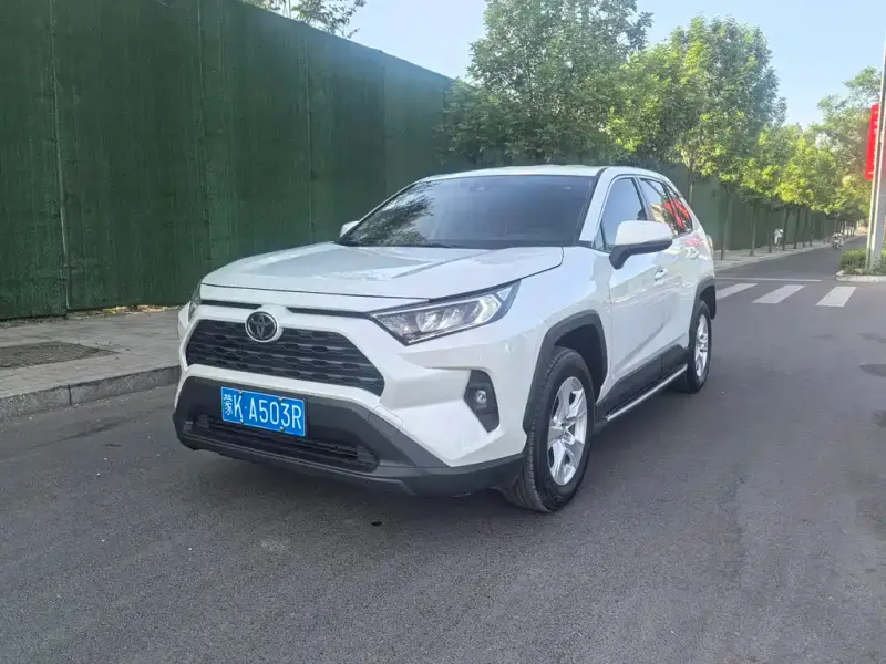 Toyota RAV4, 2024