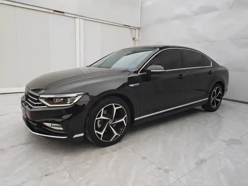 Volkswagen Magotan, 2023