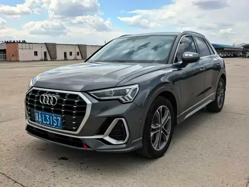 Audi Q3, 2022