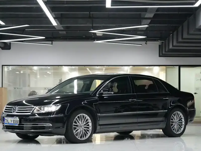 Volkswagen Phaeton, 2016