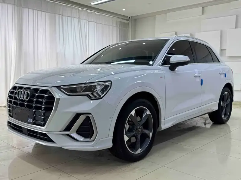 Audi Q3, 2021