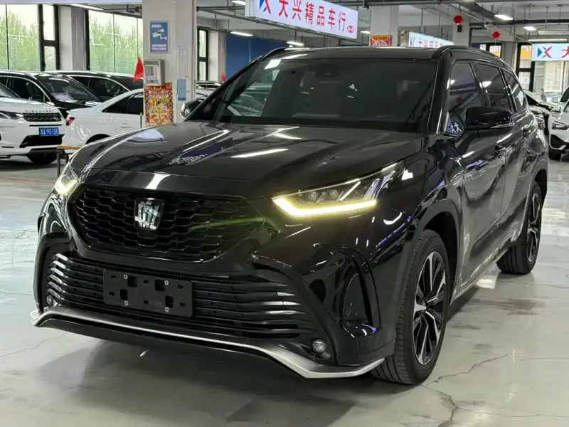 Toyota Crown Kluger, 2022