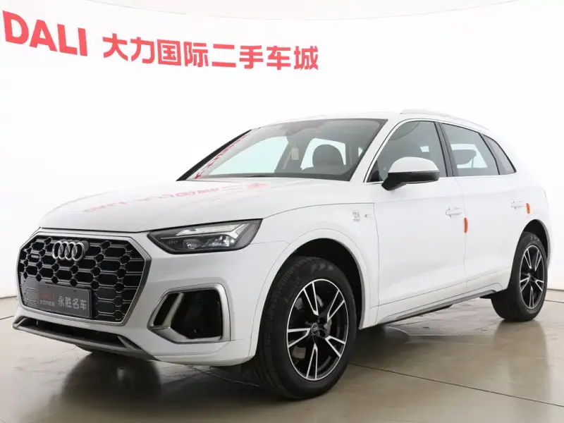 Audi Q5L, 2025