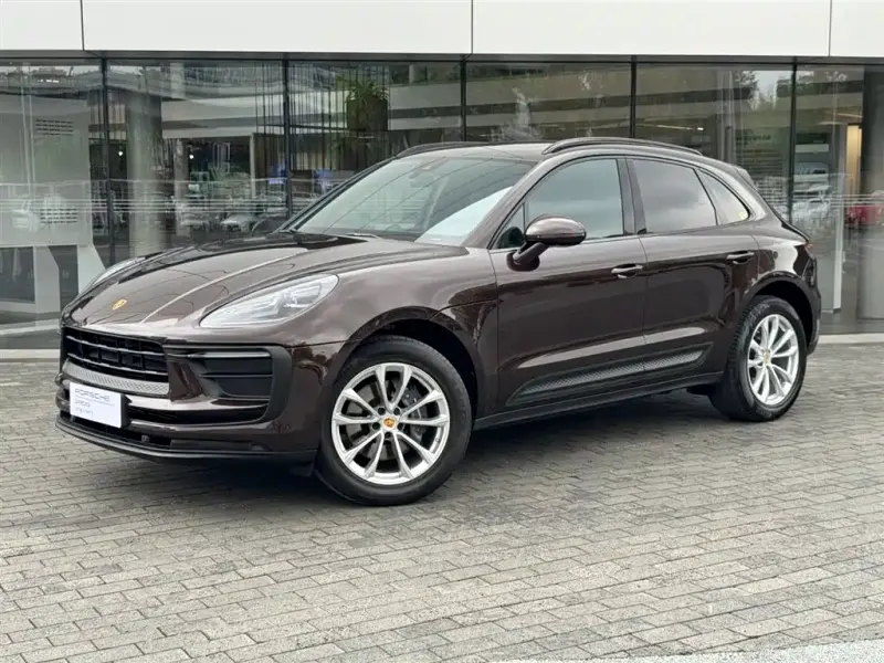 Porsche Macan, 2022