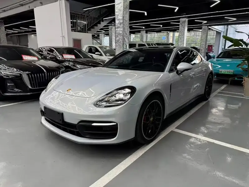 Porsche Panamera, 2019