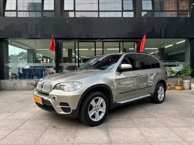 BMW X5 (Import), 2012