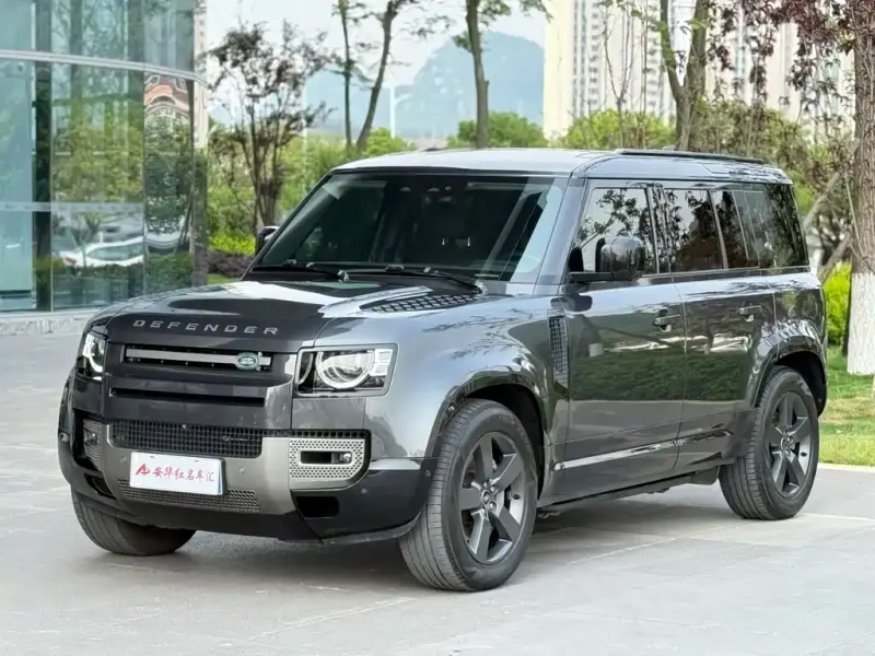 Land Rover Defender, 2021