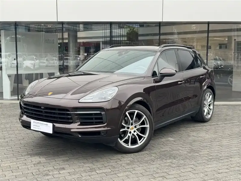 Porsche Cayenne, 2023