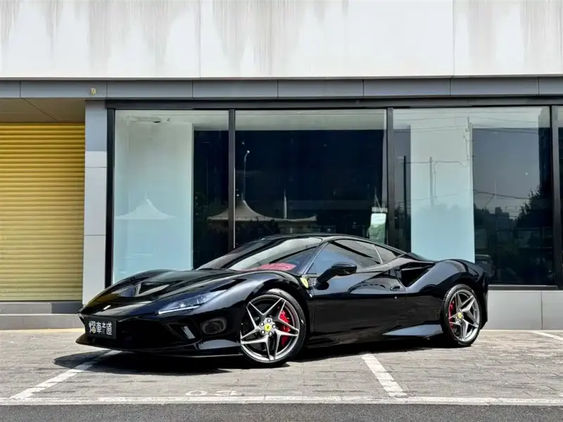 Ferrari F8, 2022