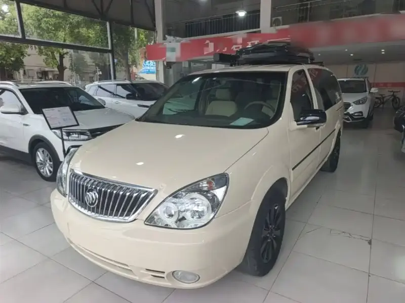 Buick GL8, 2015