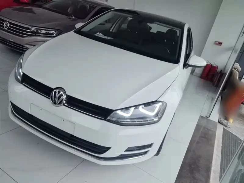 Volkswagen Golf, 2015