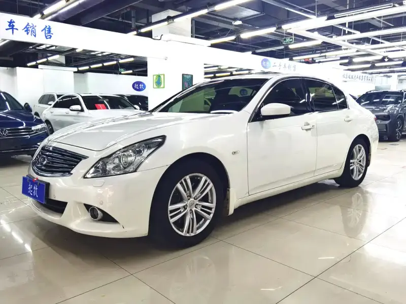 Infiniti G, 2014