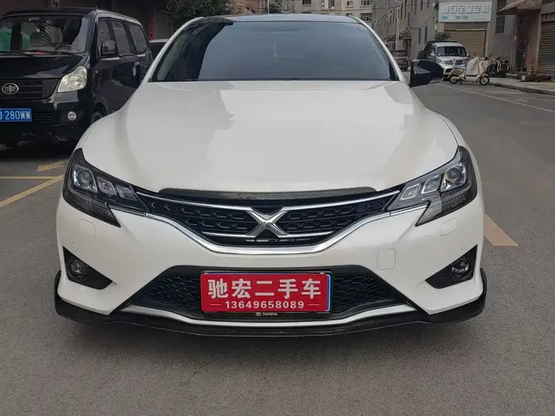 Toyota Reiz, 2015