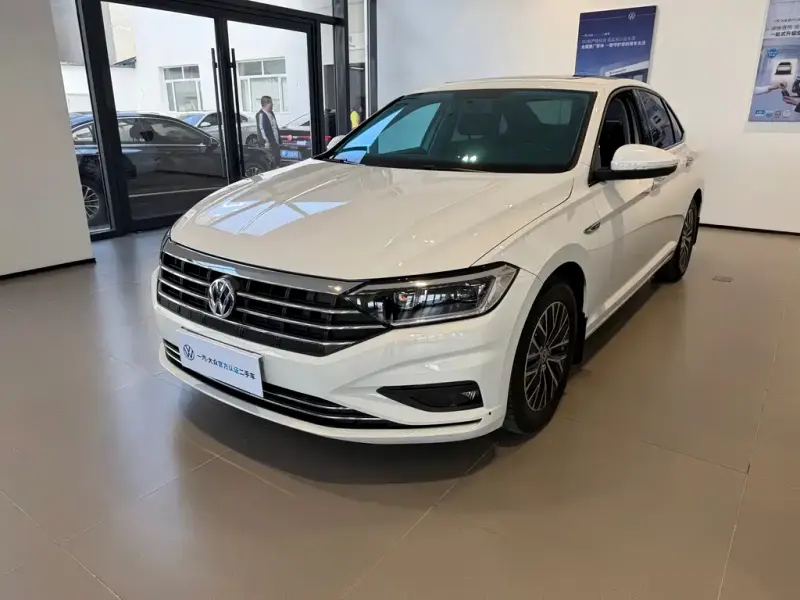Volkswagen Sagitar, 2021