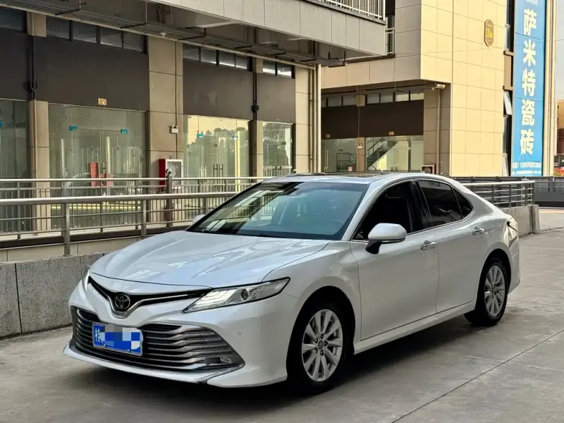 Toyota Camry, 2018