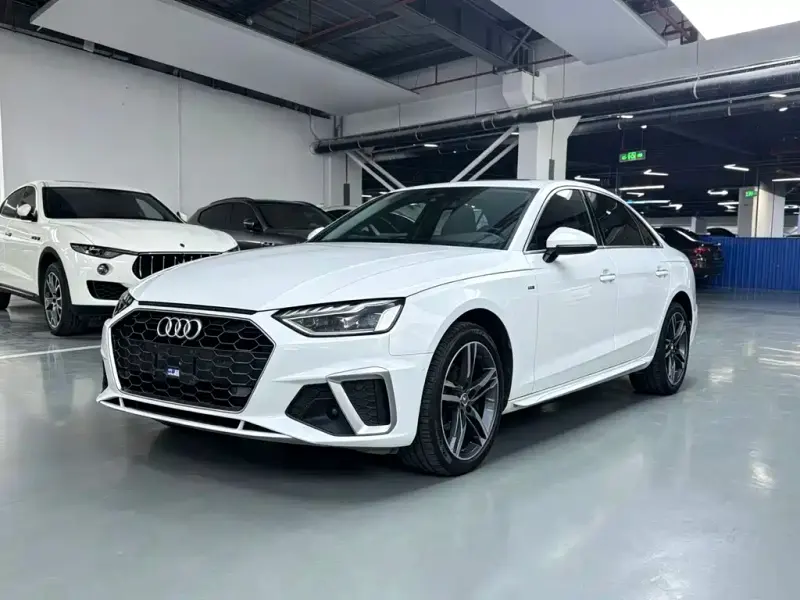 Audi A4L, 2021