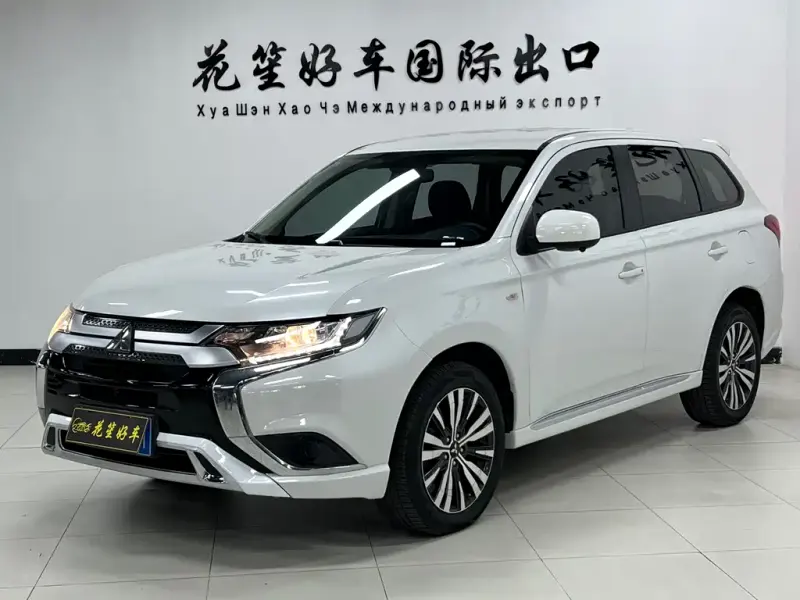 Mitsubishi Outlander, 2022