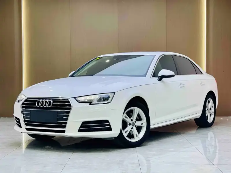 Audi A4L, 2018