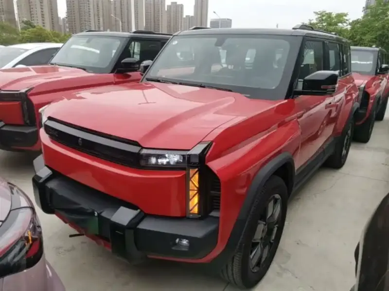 iCAR 03T, 2025