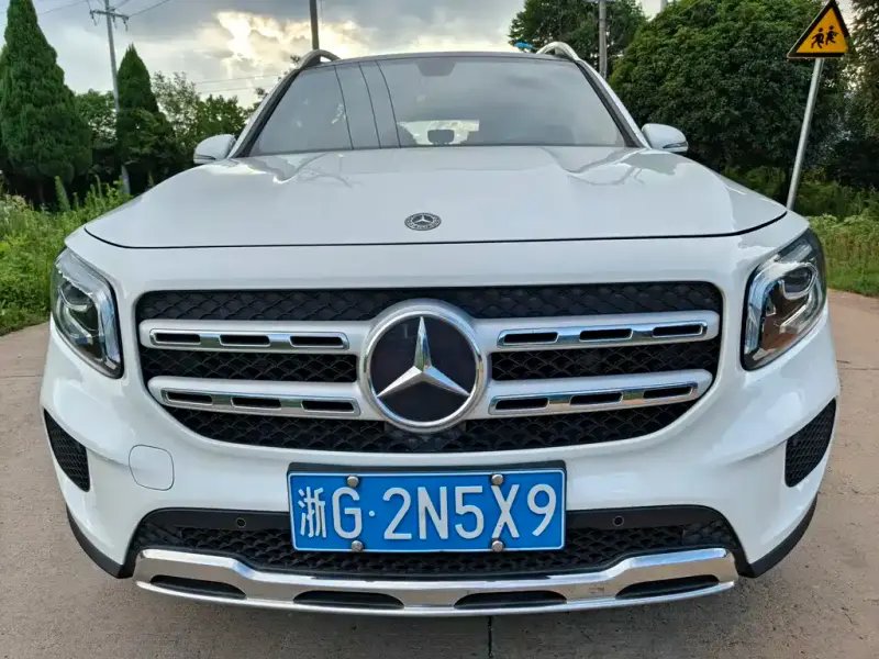 Mercedes-Benz GLB, 2020