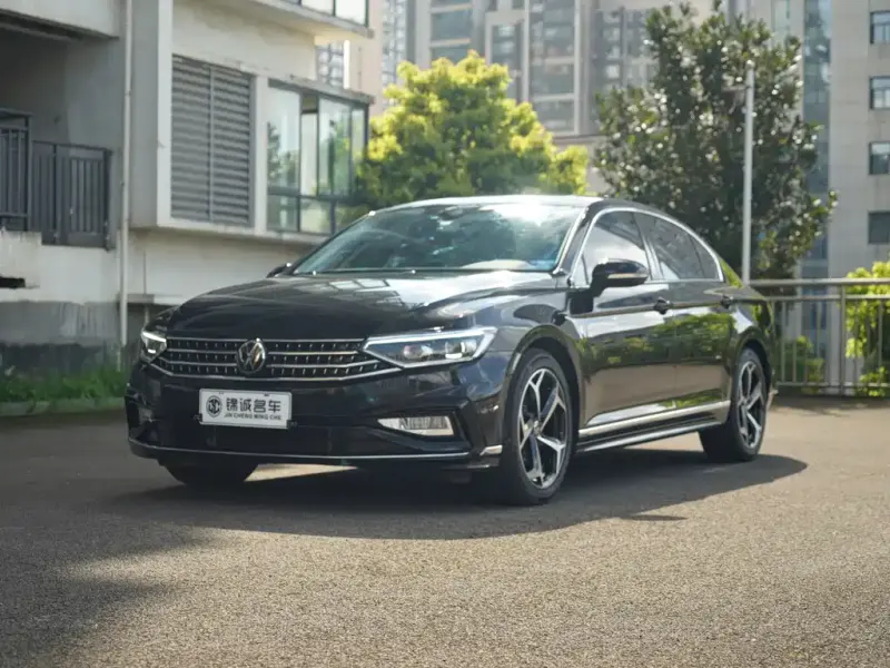 Volkswagen Magotan, 2025