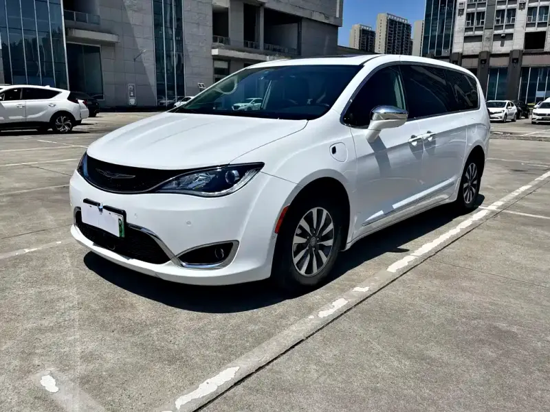 Chrysler Grand Voyager PHEV (Import), 2025