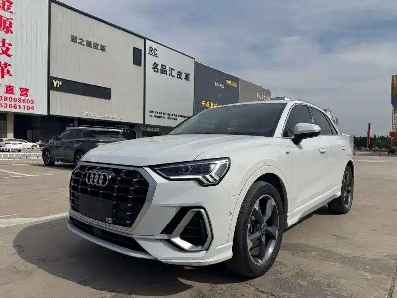 Audi Q3, 2023