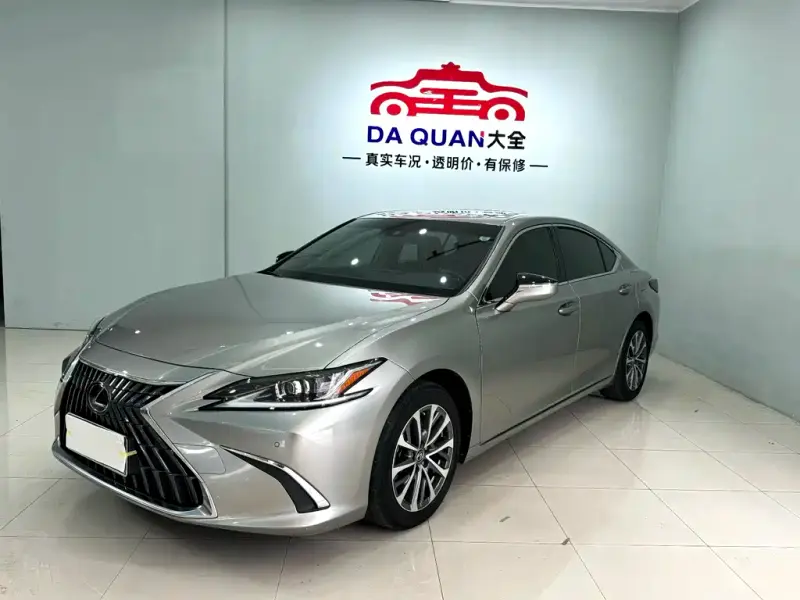 Lexus ES, 2024