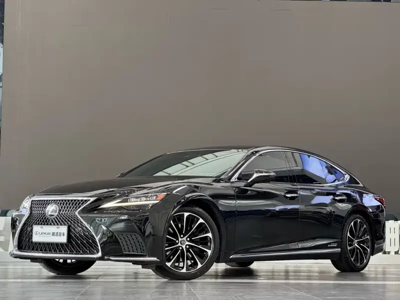 Lexus LS, 2021