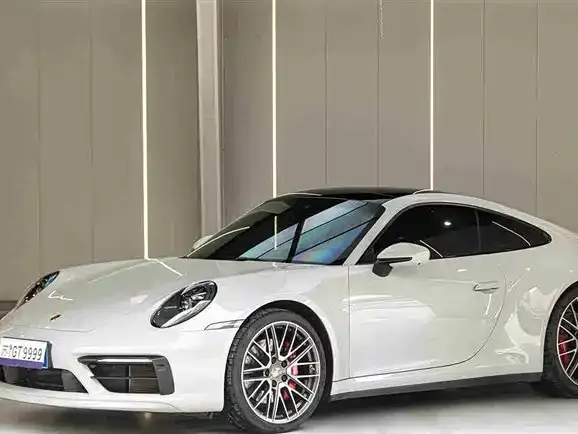 Porsche 911, 2021