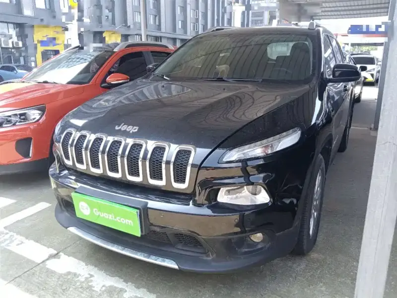 Jeep Cherokee, 2016