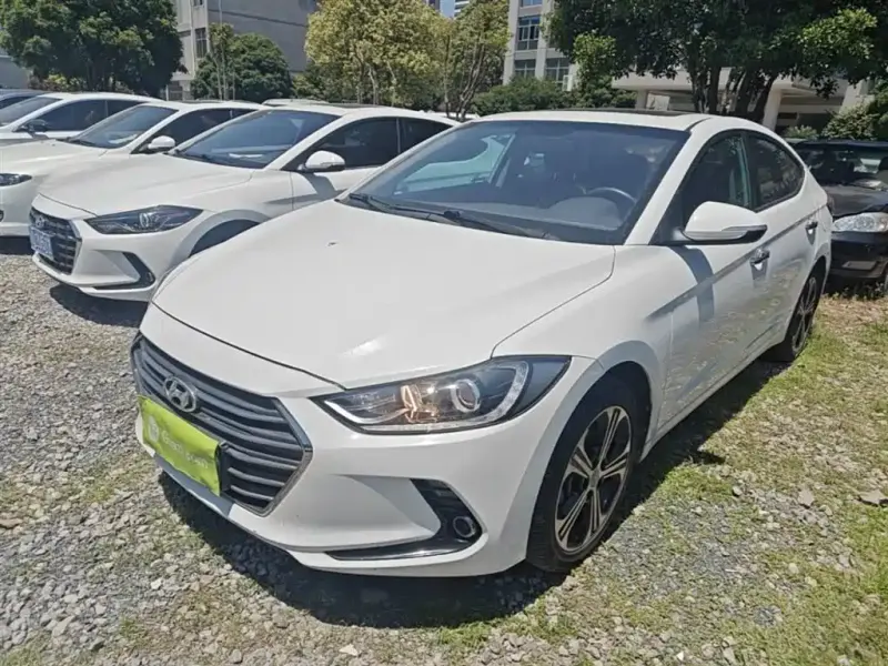Hyundai Elantra, 2019
